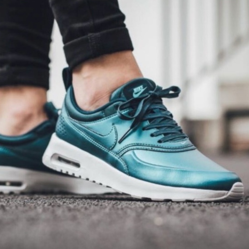 NEW Nike Air Max Thea Metallic SE Green/Blue